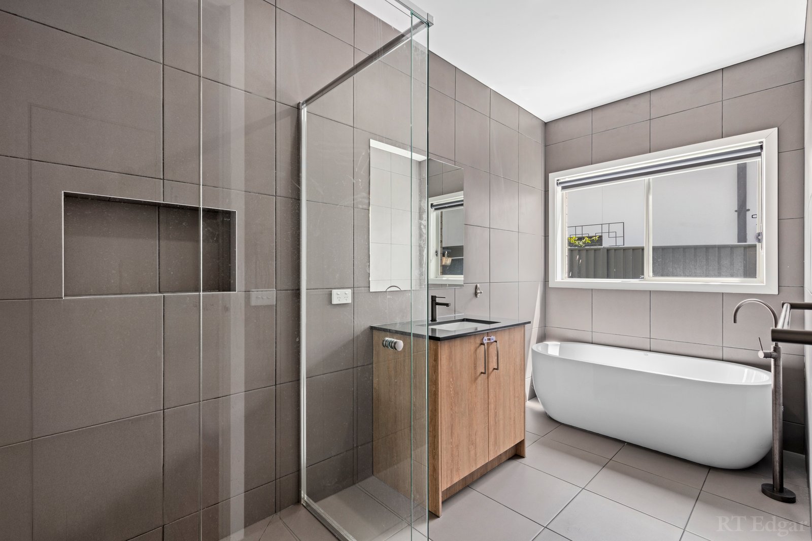 Real Estate and Property in 119 Oceania Drive, Curlewis, VIC