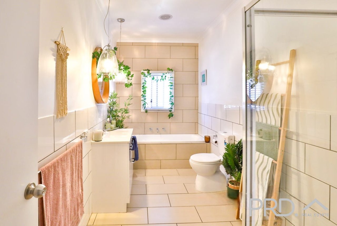 119 Pasadena Grove MILDURA 9