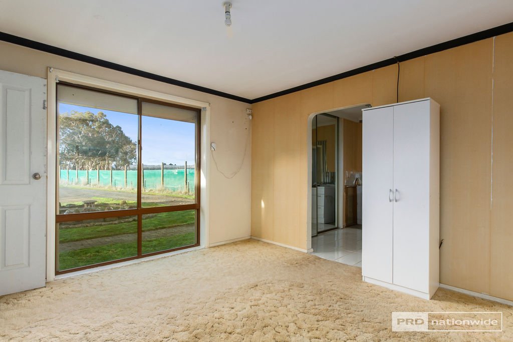 119 Stonefield Road BRIGHTON 11