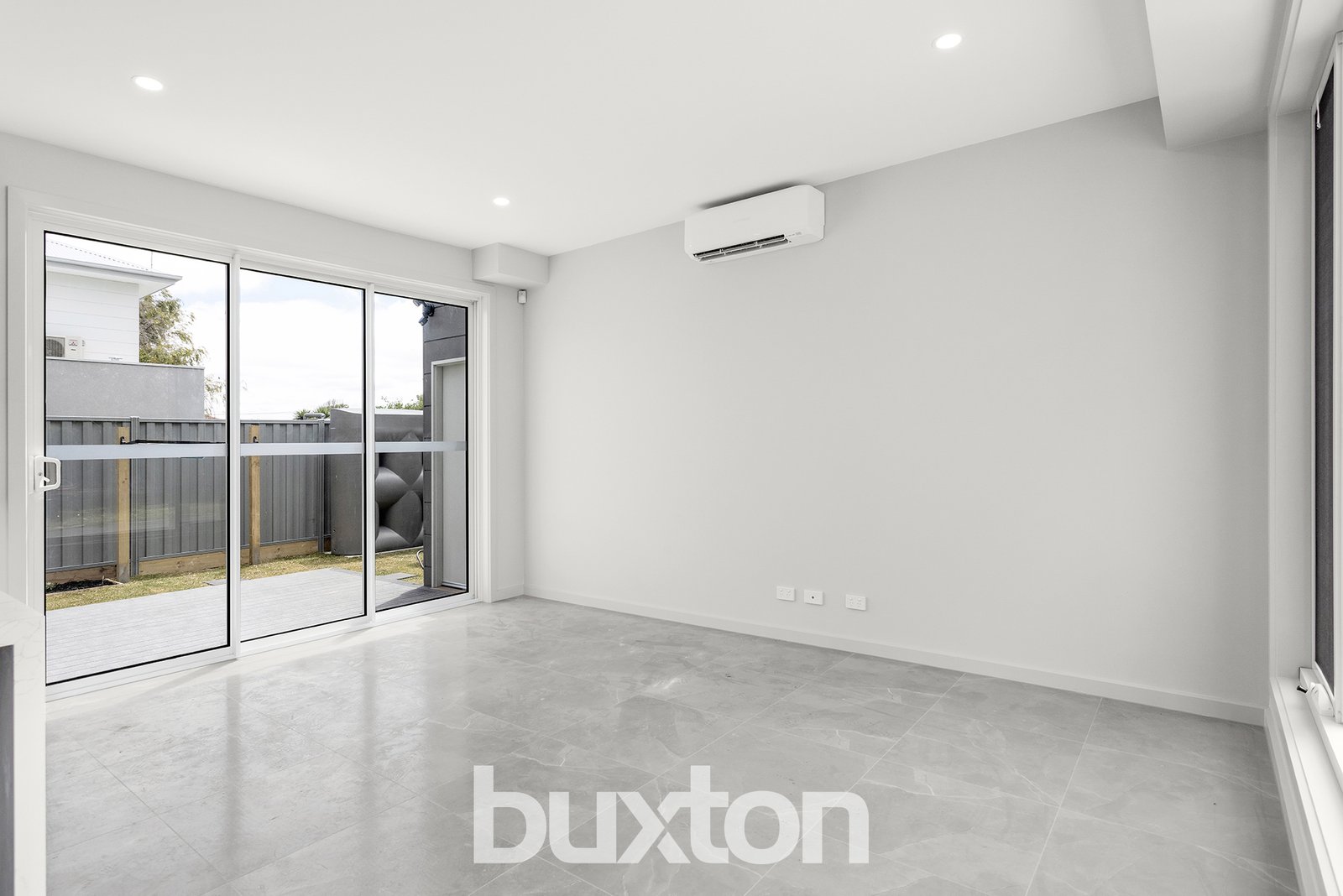 Gallery: 1/19 Swanpool Avenue