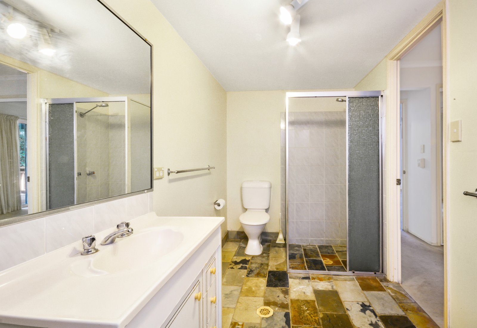 1/19 Tweed Coast Road BOGANGAR 4