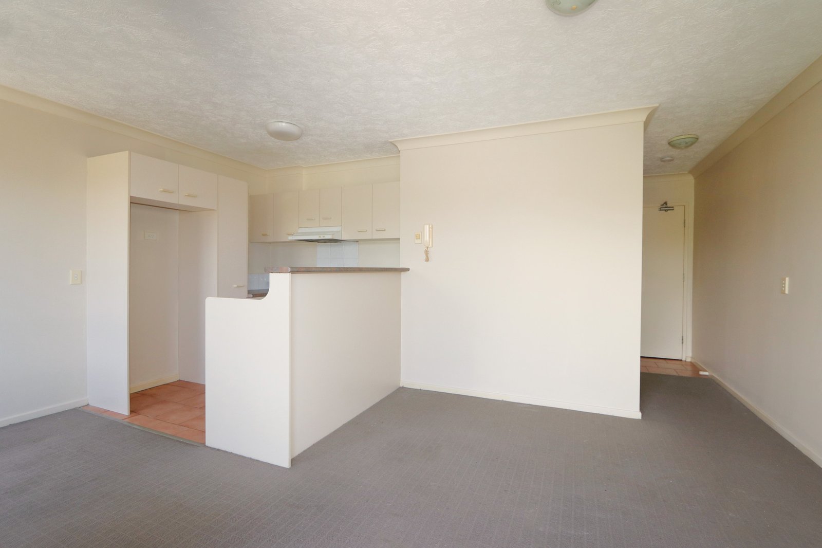 11/9 Tweed Street SOUTHPORT 5