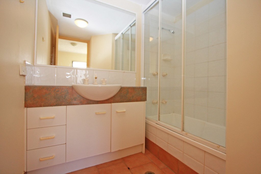 11/9 Tweed Street SOUTHPORT 5