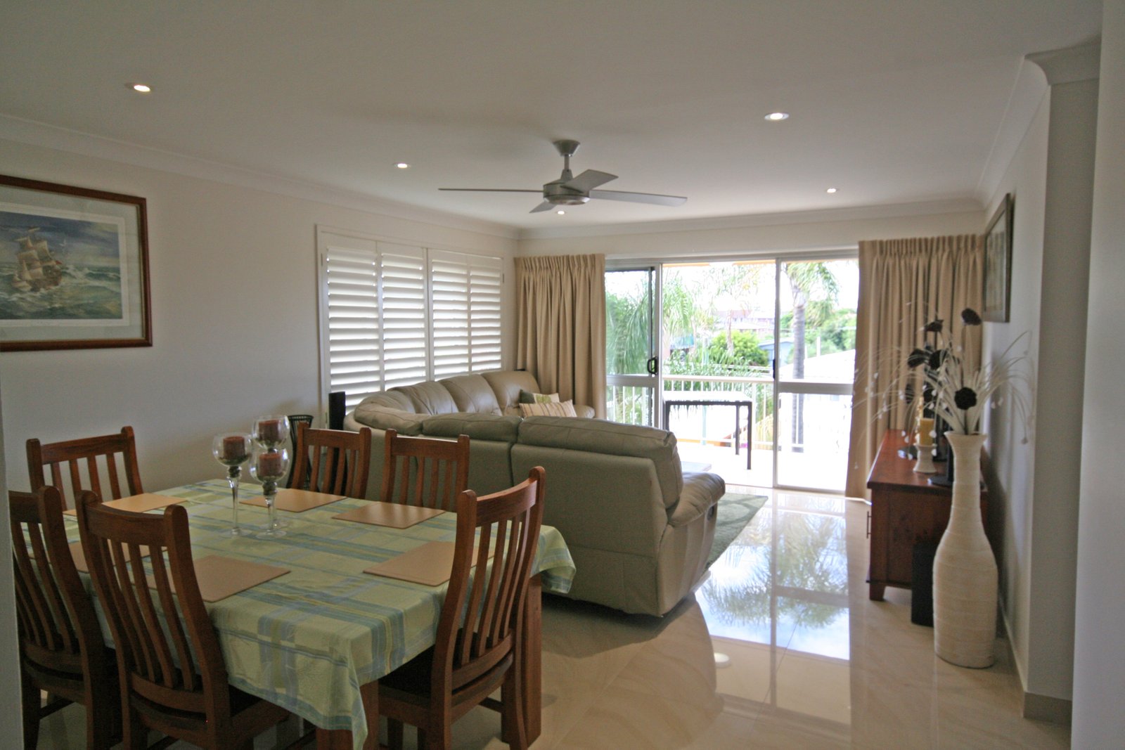 11/9 Twenty Eighth Avenue PALM BEACH 4