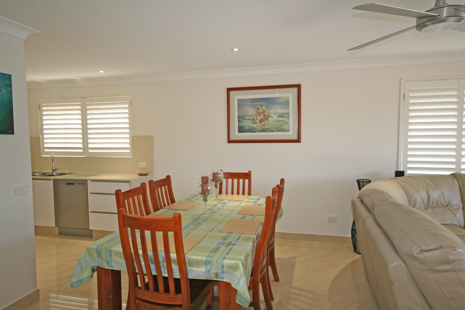 11/9 Twenty Eighth Avenue PALM BEACH 5