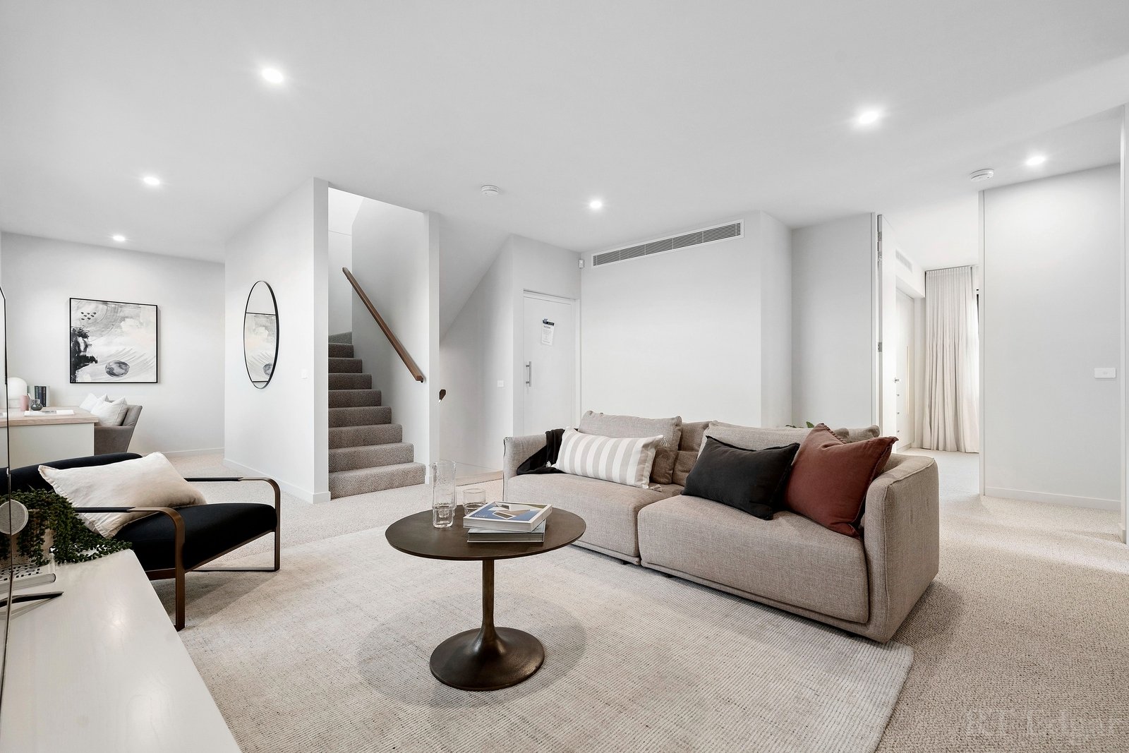 Real Estate and Property in 1/1906 Malvern Road, Malvern East, VIC