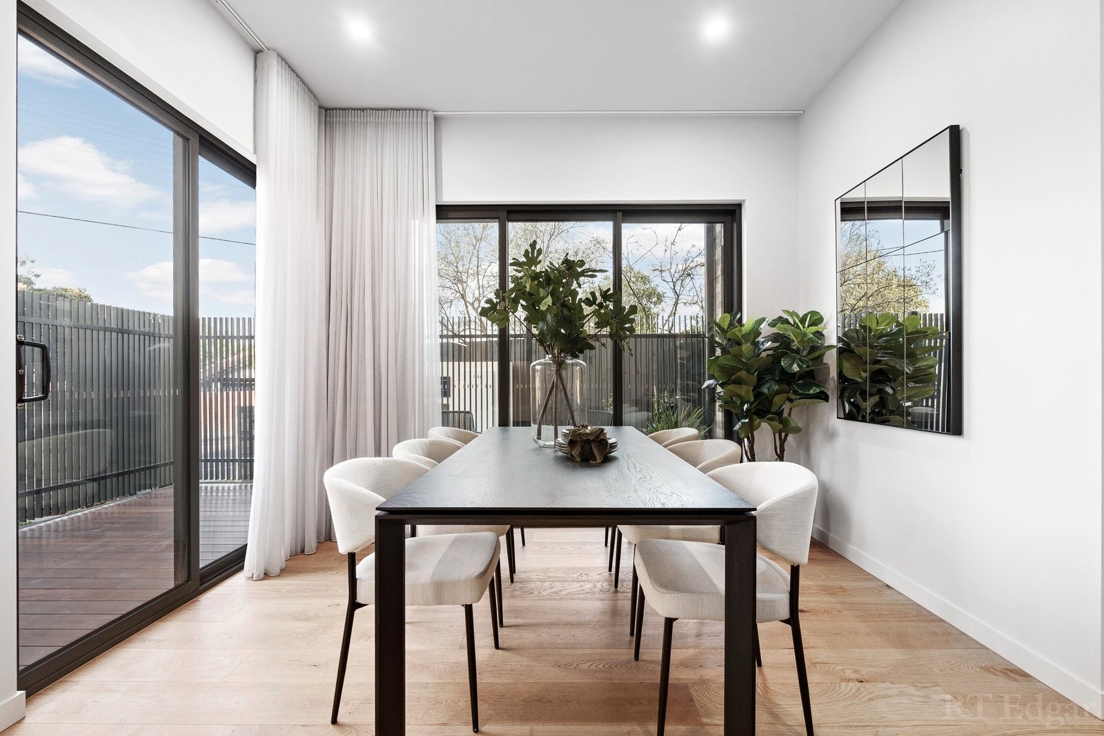 Real Estate and Property in 1/1906 Malvern Road, Malvern East, VIC