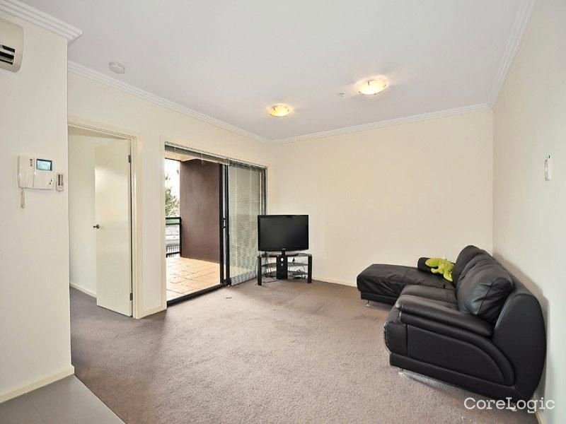 Gallery: 119/115 Neerim Road