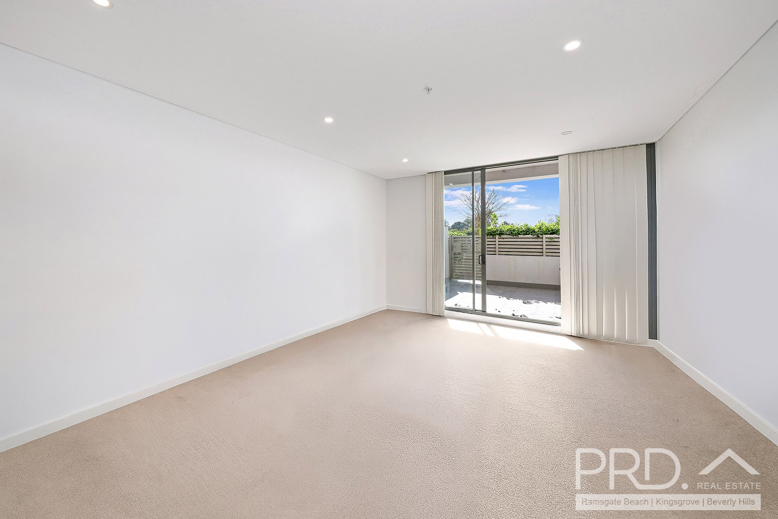 119/12 Chisholm Street WOLLI CREEK 3