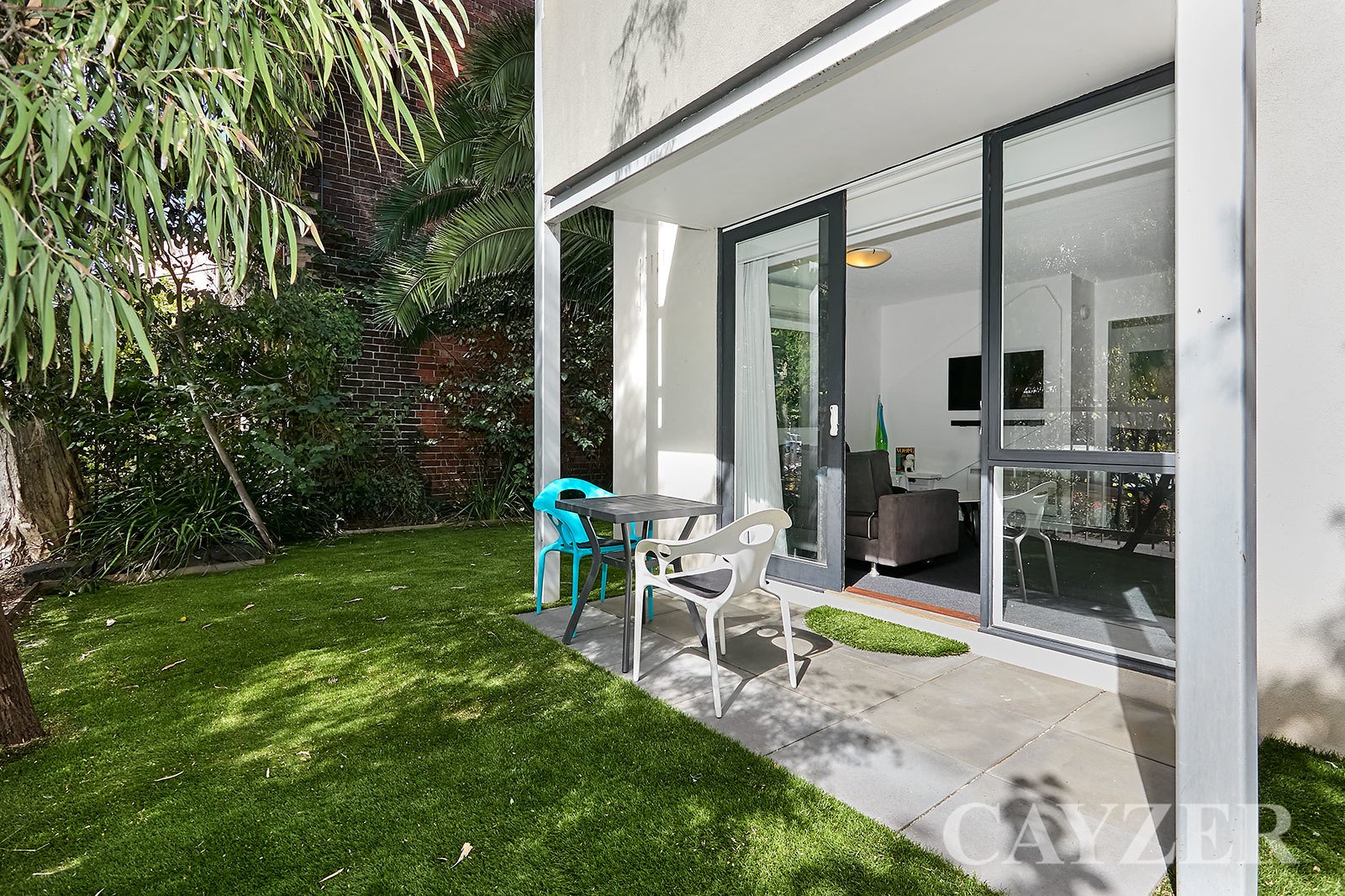 Gallery: 1/192 Cecil Street