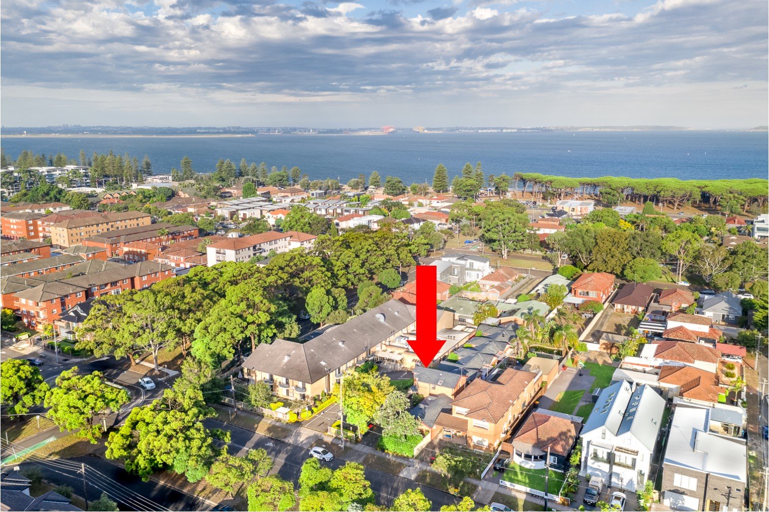 1/192 Chuter Avenue SANS SOUCI 18