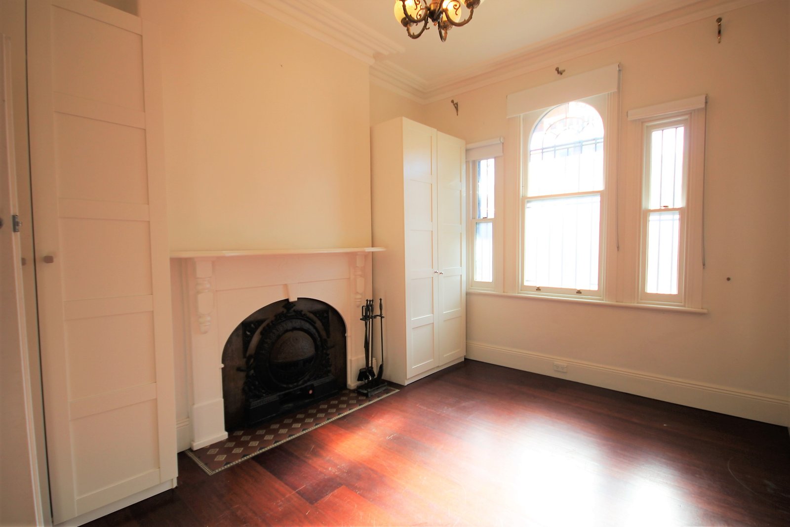 1/192 St Johns Road GLEBE 3