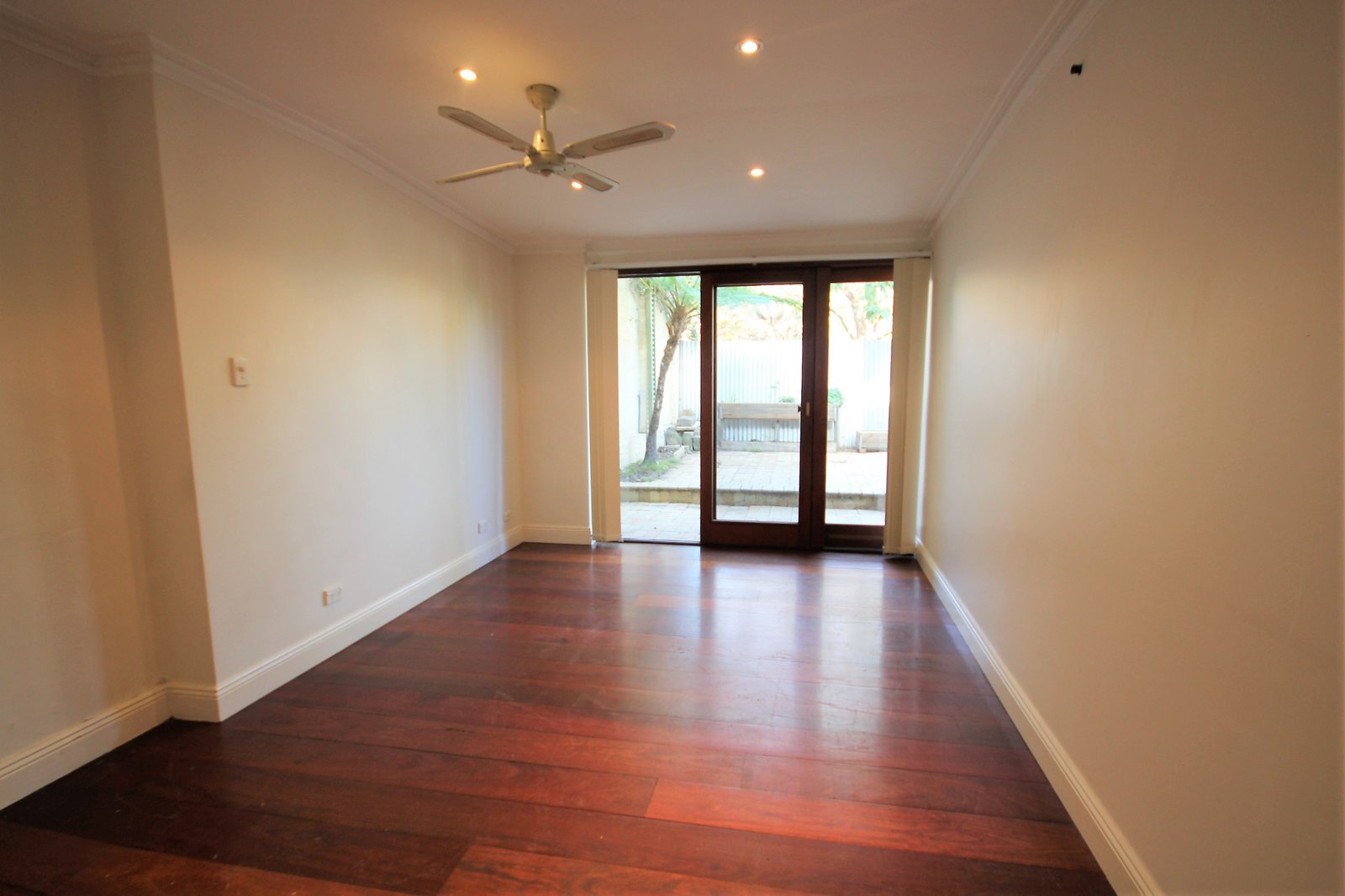 1/192 St Johns Road GLEBE 6
