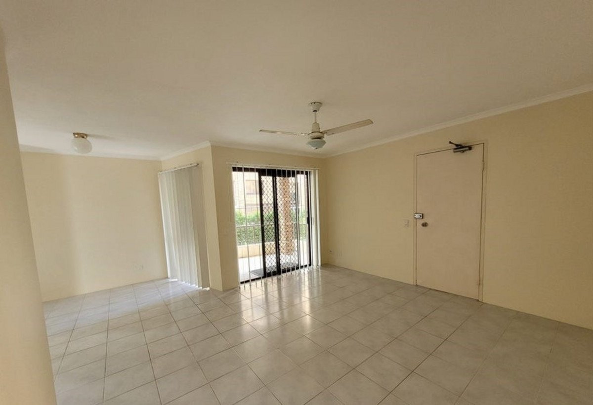 1/1925 Gold Coast Highway Burleigh Heads 2