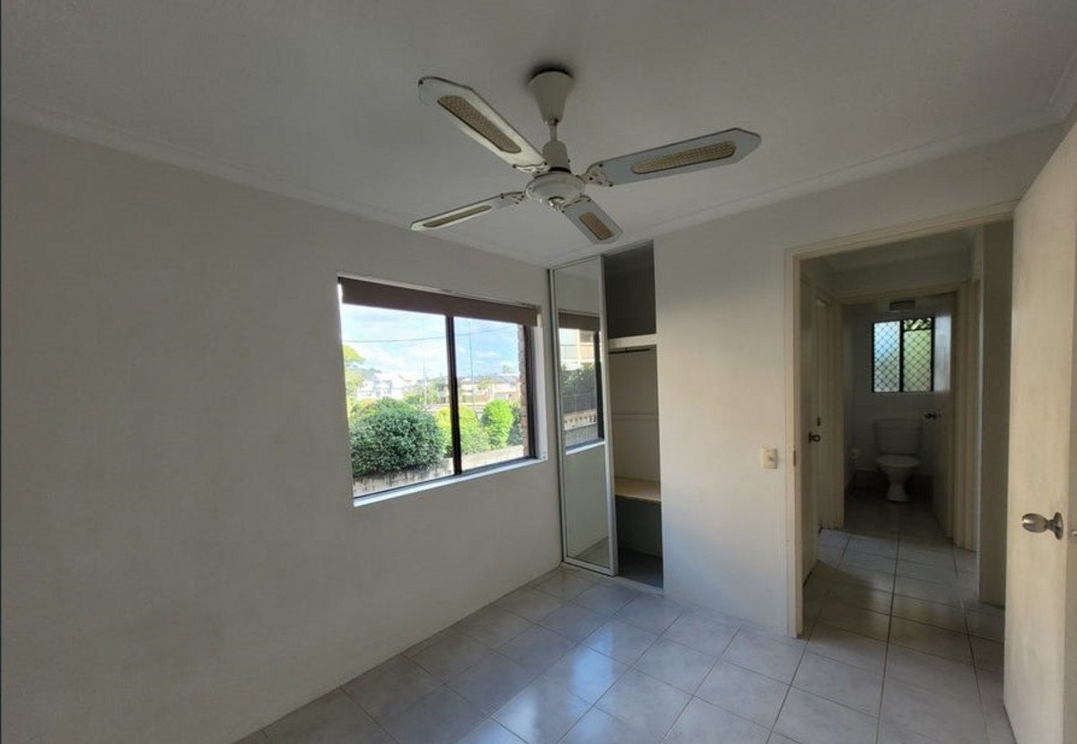 1/1925 Gold Coast Highway Burleigh Heads 5