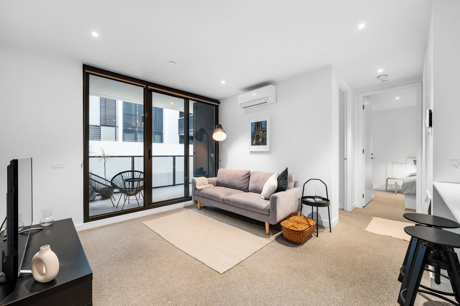 Gallery: 119/40 Pakington Street
