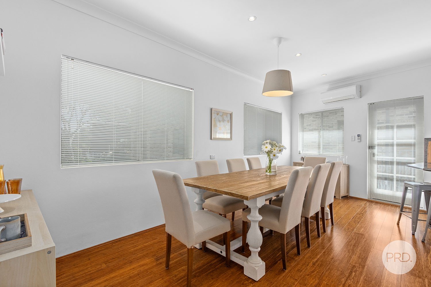 1196 Forest Road LUGARNO 2