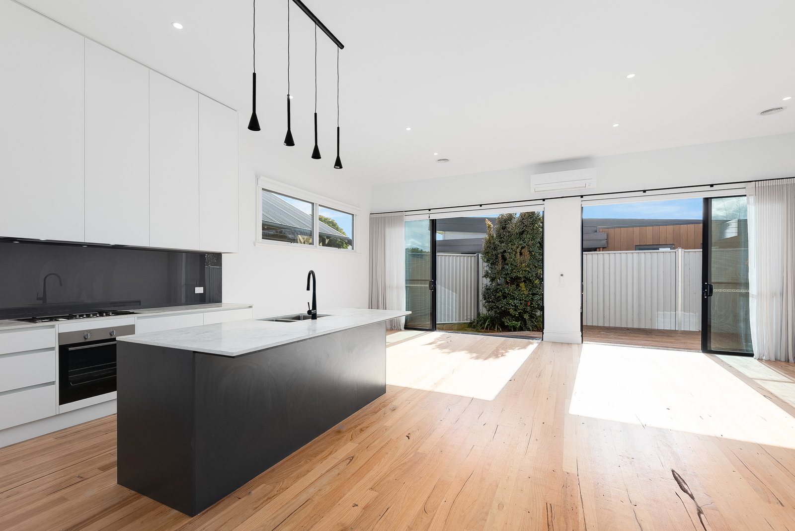 Gallery: 1/197 Mckillop Street