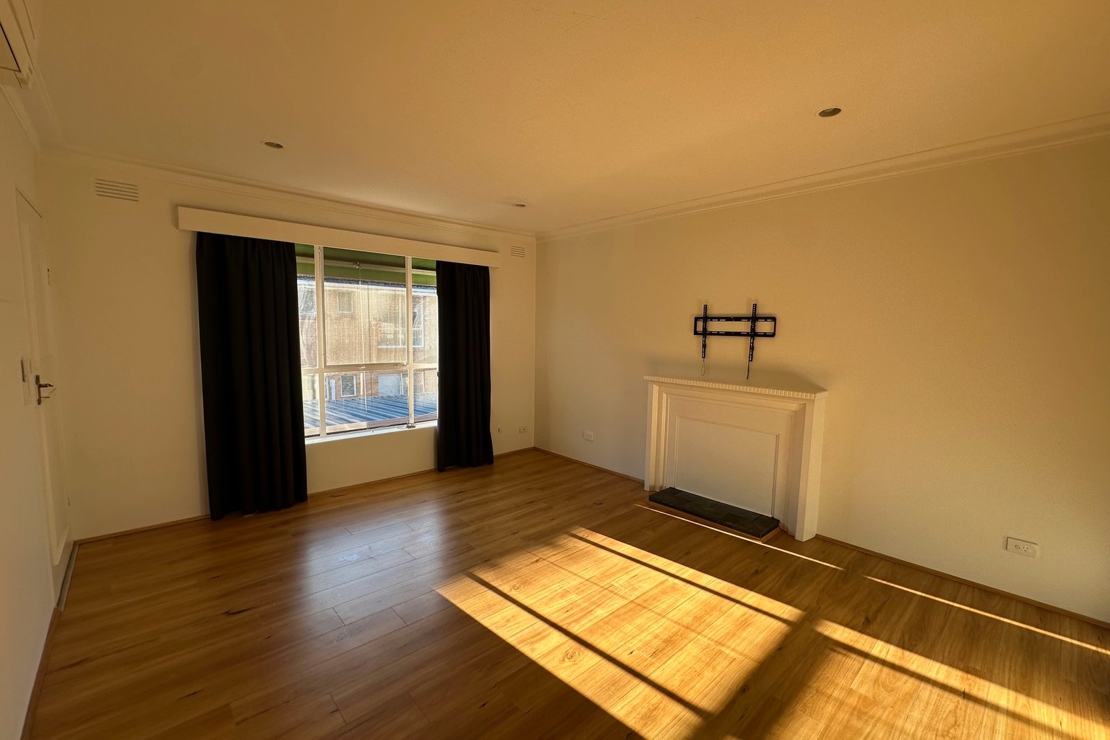 Gallery: 11/97 Verdon Street