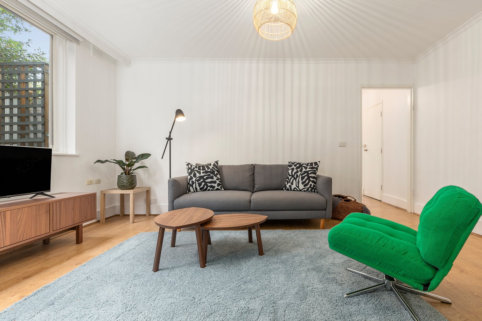 Gallery: 1/199 Hotham Street