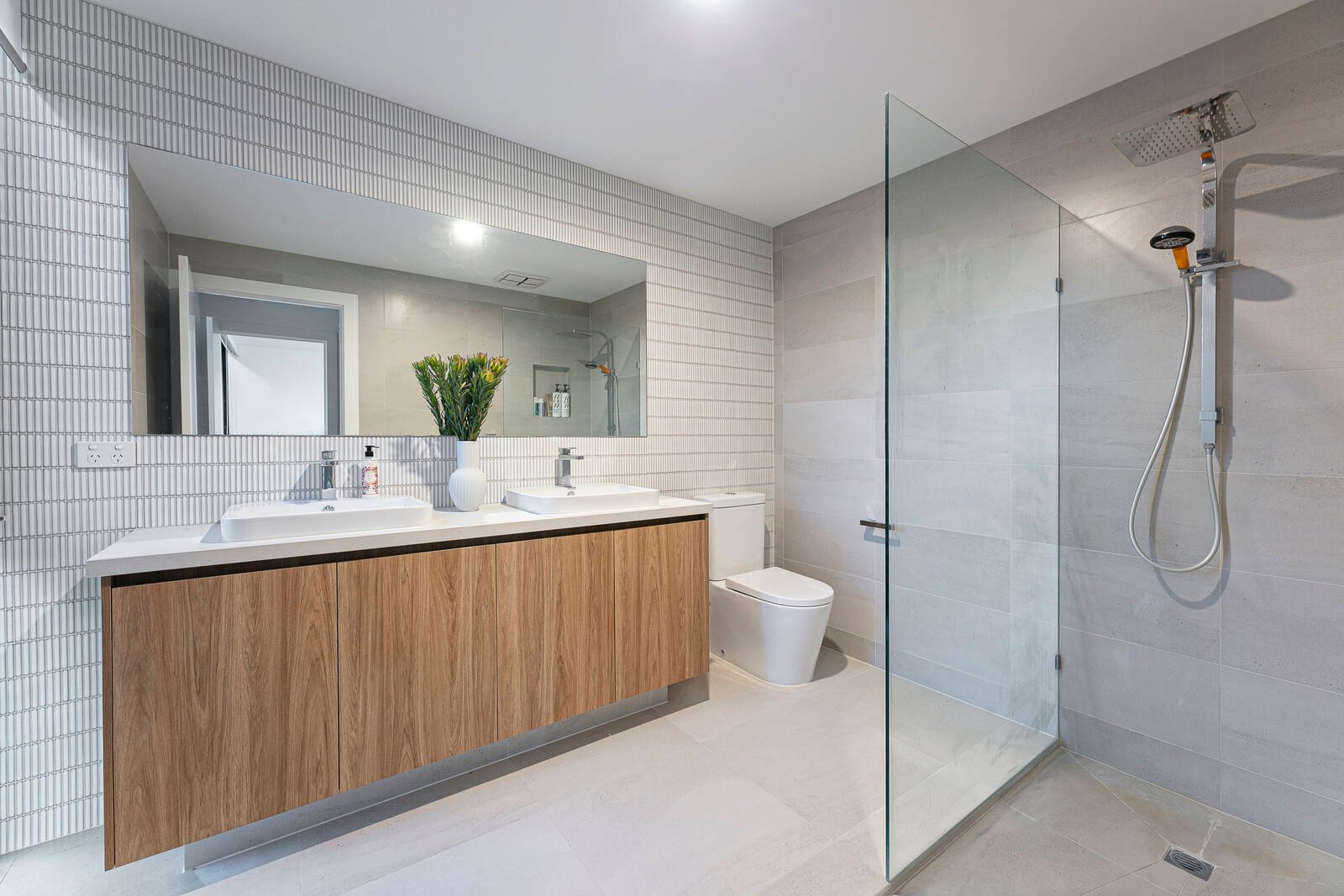 Gallery: 1/199A Charman Road