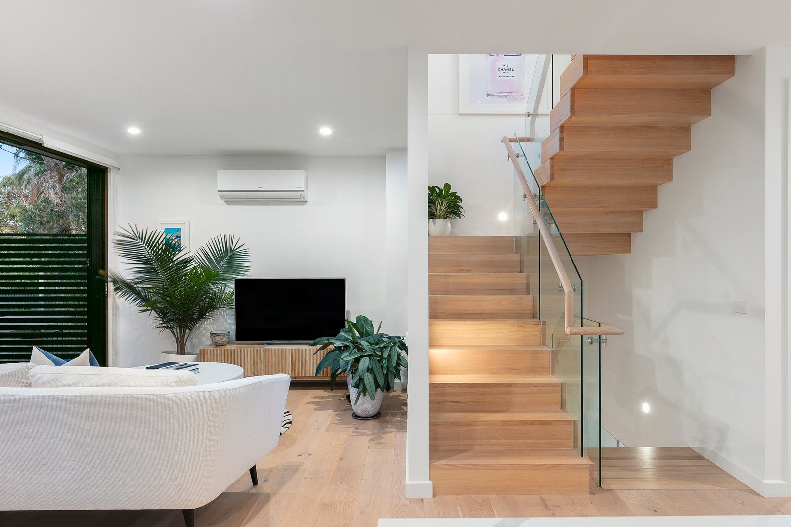 Gallery: 1/199A Charman Road