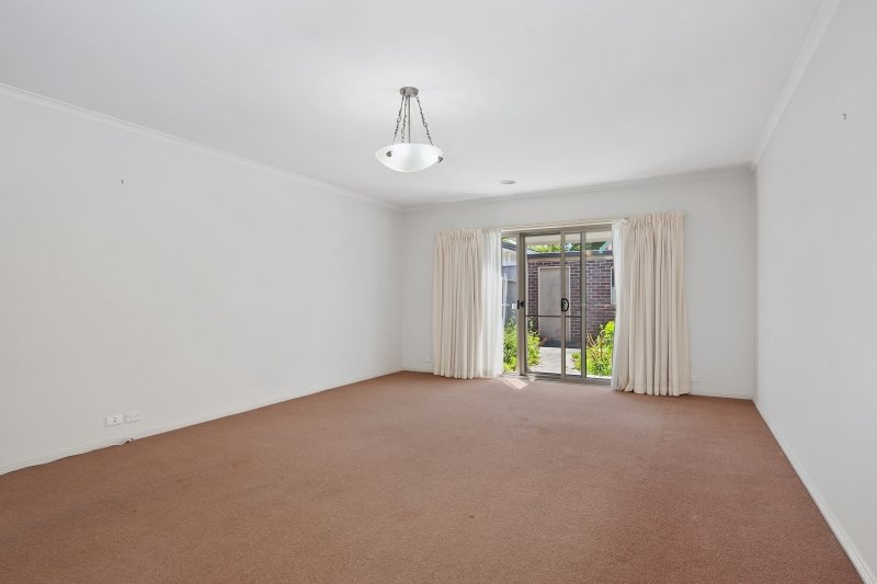 Gallery: 11A Ascot Street South