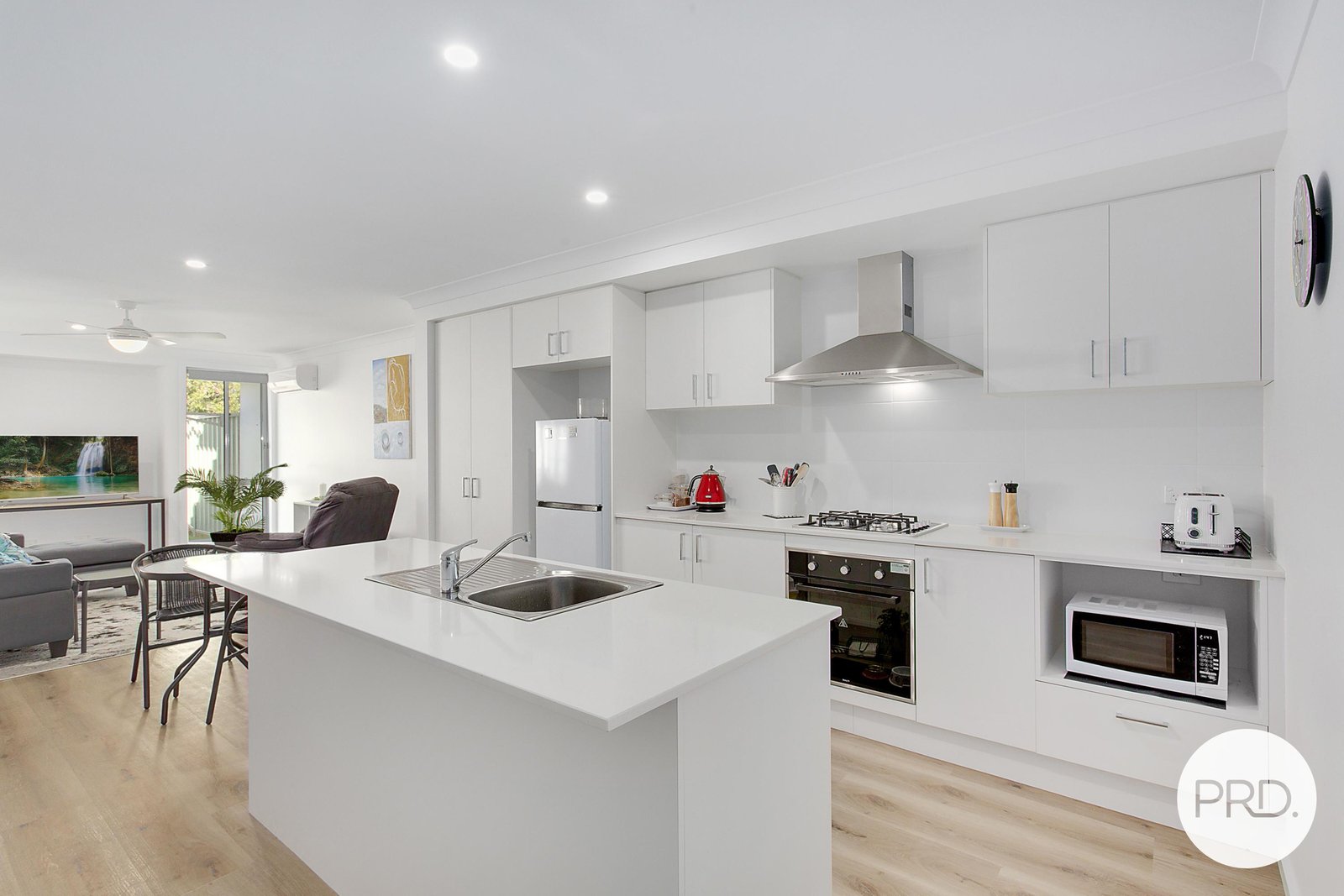 11A Bottlebrush Place LAKEWOOD 2