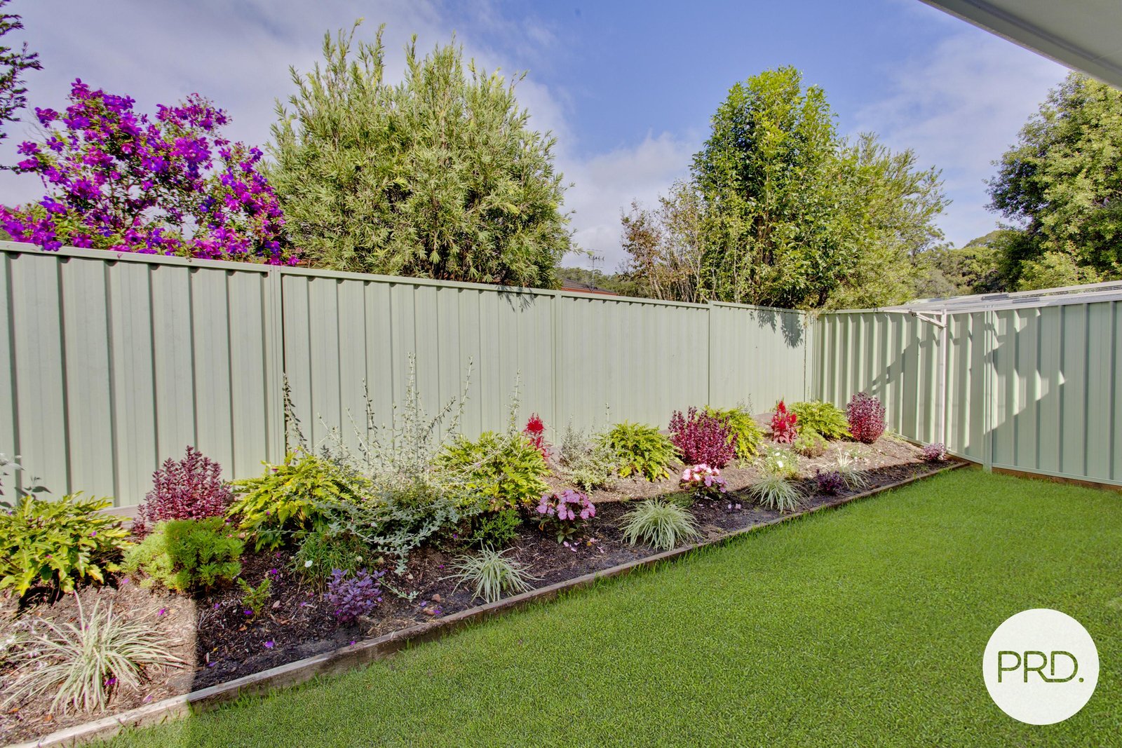 11A Bottlebrush Place LAKEWOOD 12