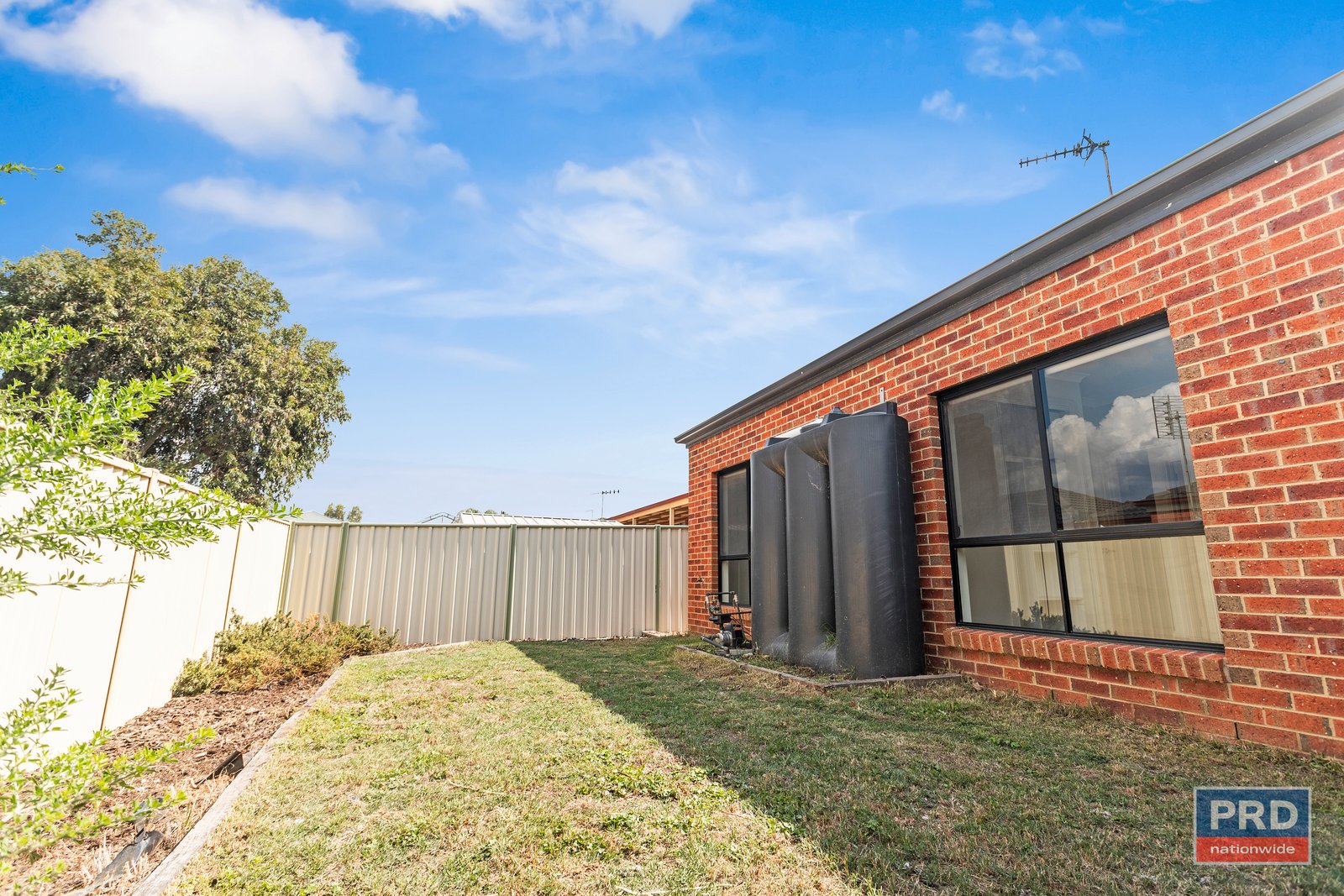 11a Caleb Close GOLDEN SQUARE 5
