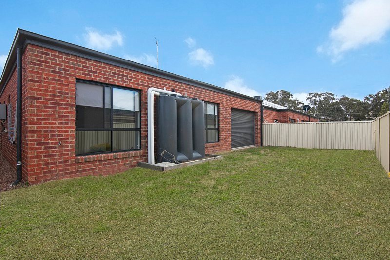 11a Caleb Close GOLDEN SQUARE 7