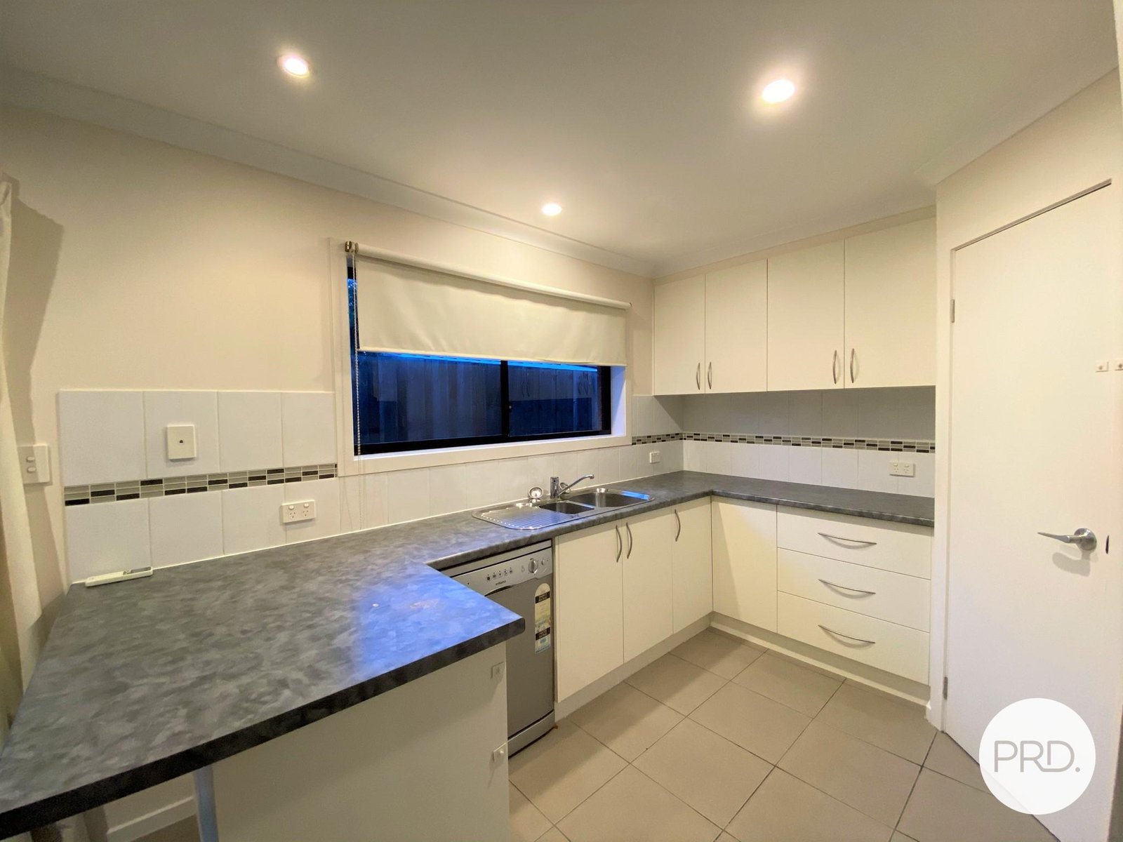 11a Clifford Street MOONAH 3