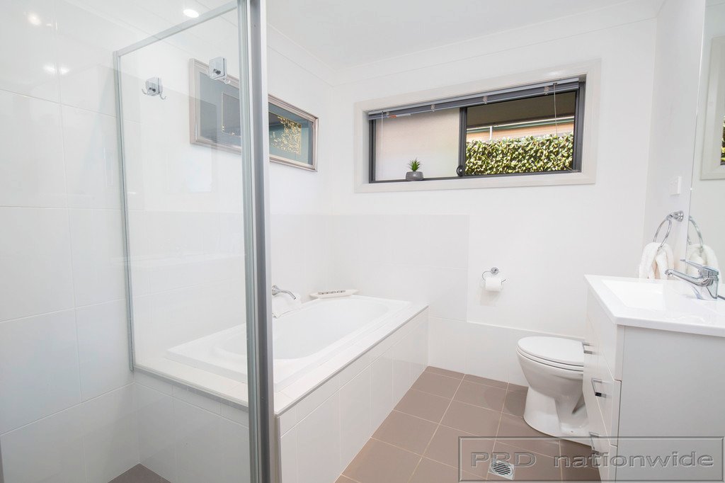 11a Cooper Street HEDDON GRETA 12