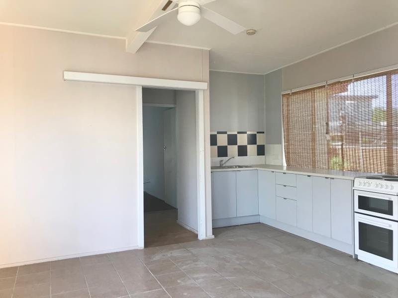 11a Dean Street TAMWORTH 2
