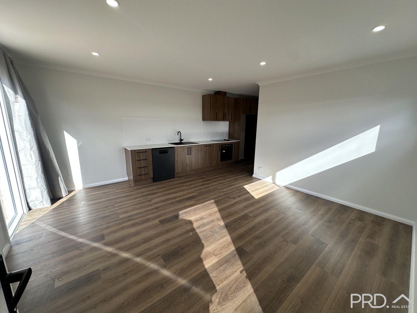 1/1A Elms Street IRYMPLE 2