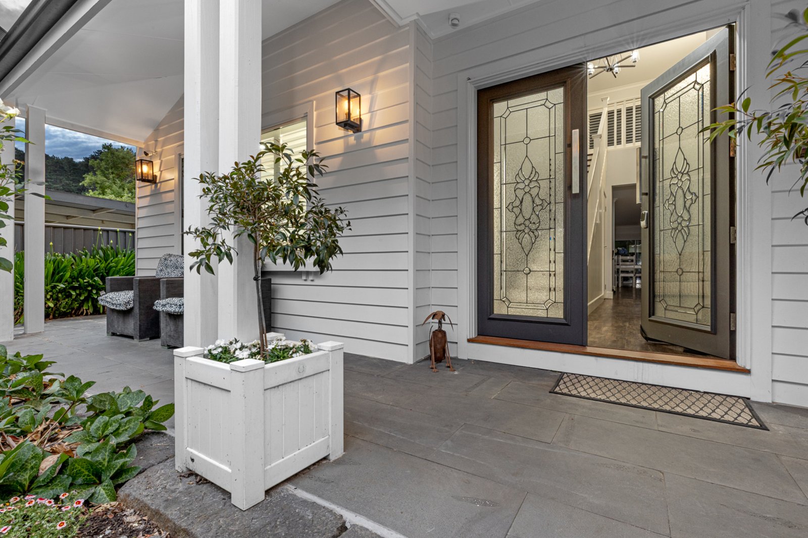 Gallery: 11A Esmond Street