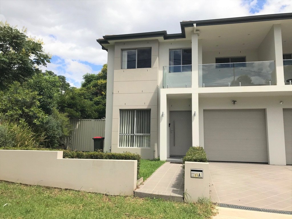 11a Gover Street PEAKHURST 1