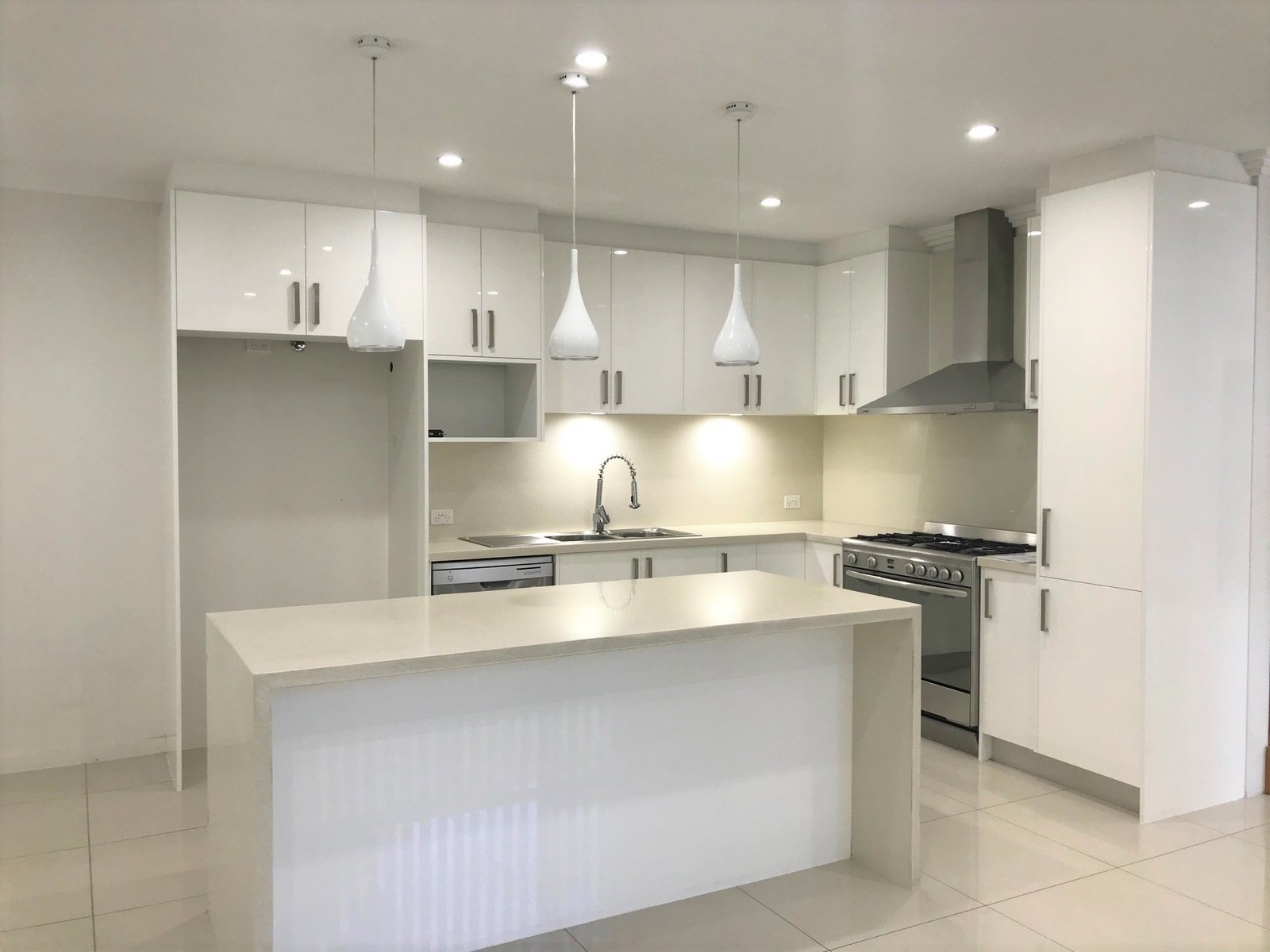 11a Gover Street PEAKHURST 4