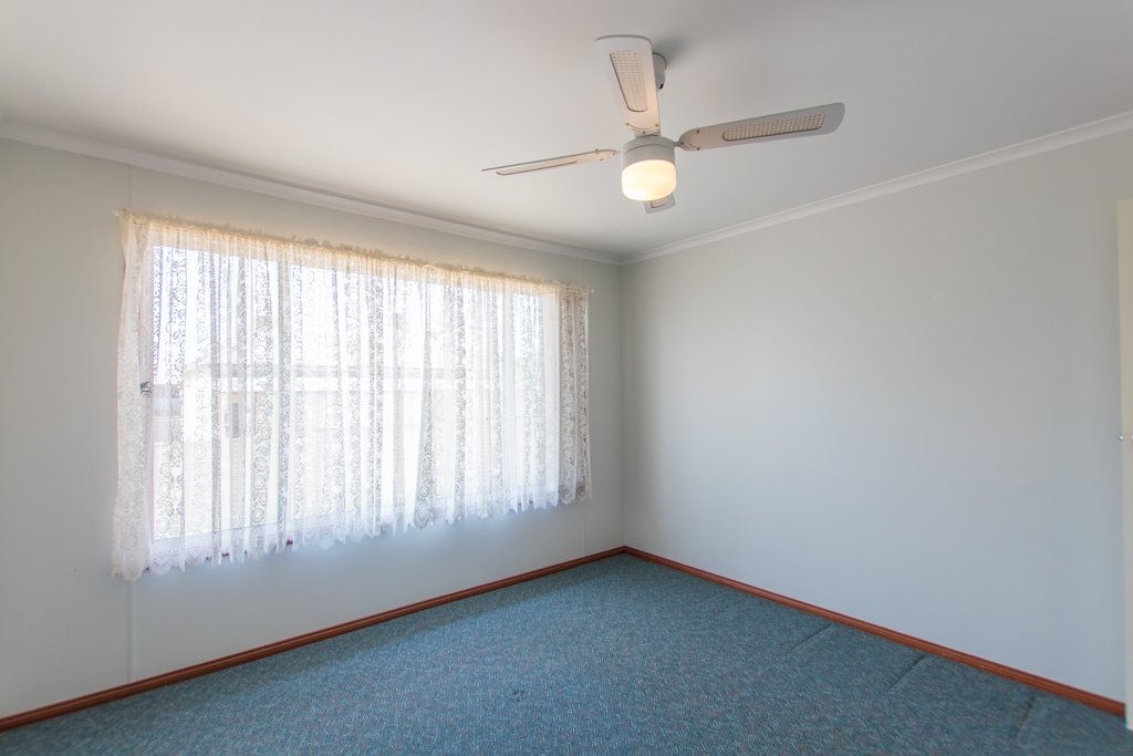 11A Howick Street TUMUT 10