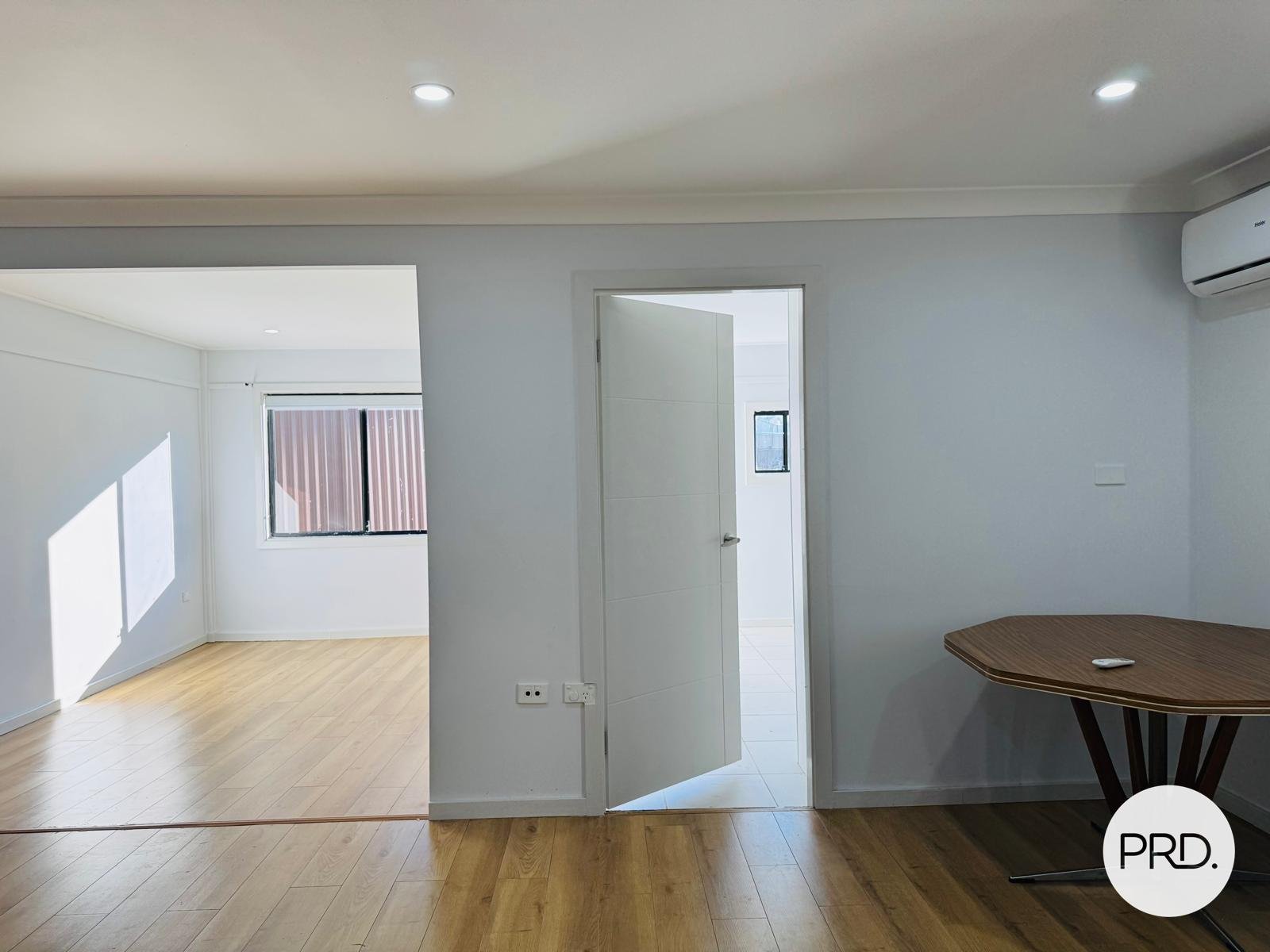 11A Jowett Place INGLEBURN 6