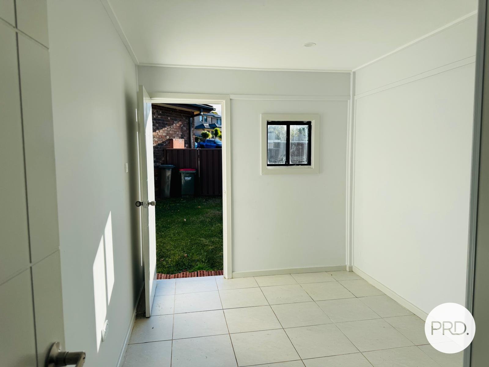 11A Jowett Place INGLEBURN 8