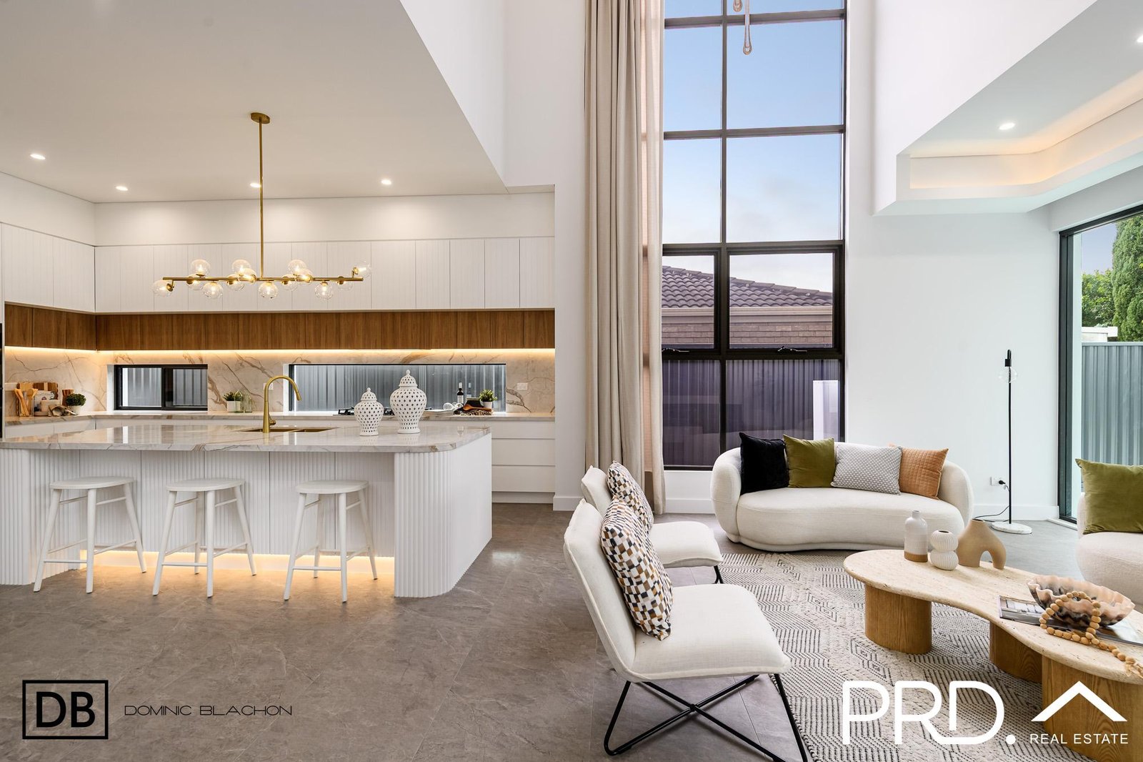 11a Knight Ave  PANANIA 7