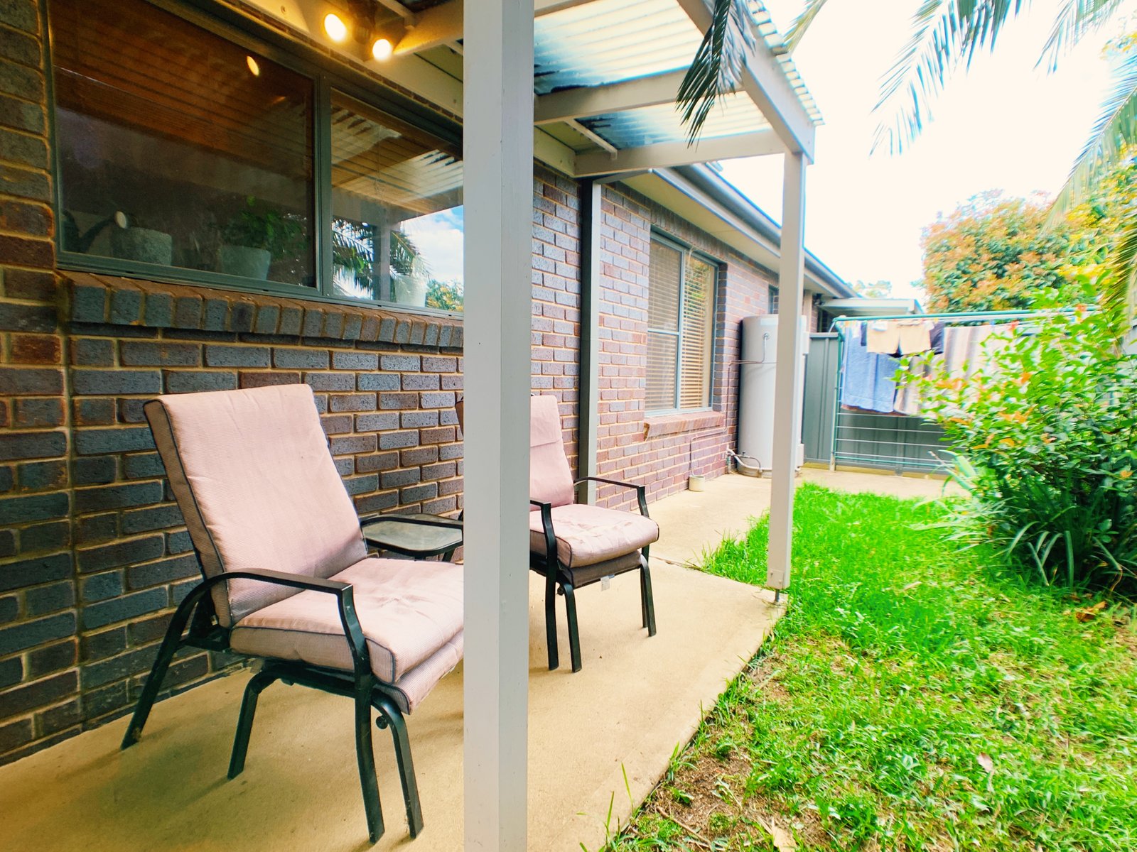 1/1a Lae Avenue TAMWORTH 7