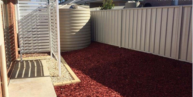 11a Lake Place TAMWORTH 2
