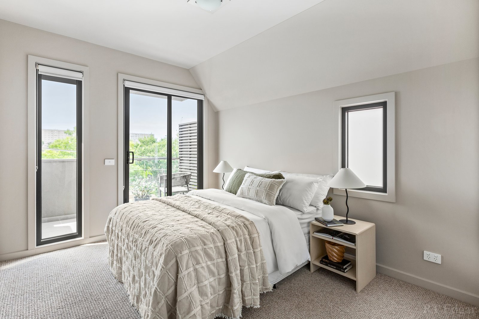 Real Estate and Property in 11A Lara Street, South Yarra, VIC