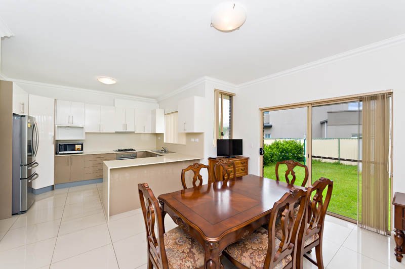 11A Matthews Avenue EAST HILLS 3