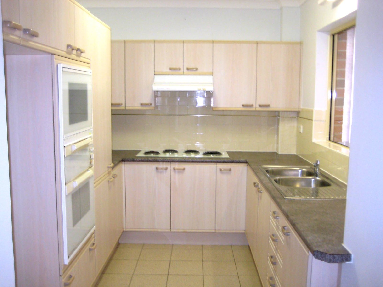 1/1A Ocean Street PENSHURST 2