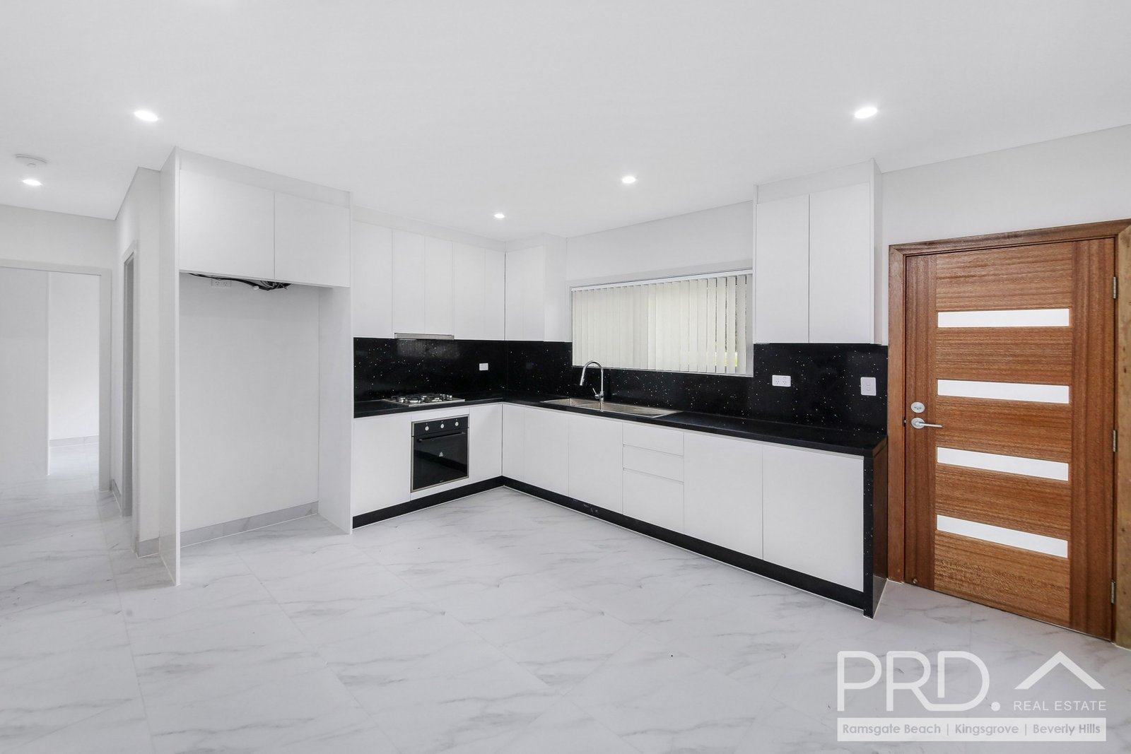11a Potter Ave  EARLWOOD 1