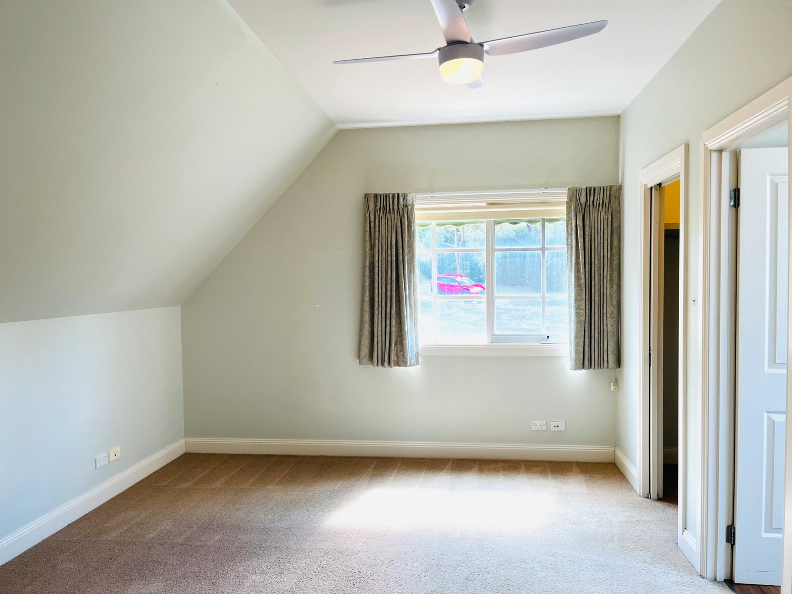 Real Estate and Property in 11A Samuel Court , Woodend, VIC