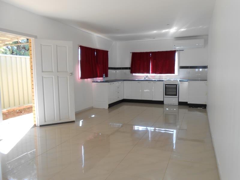 11A Southview Street TAMWORTH 1